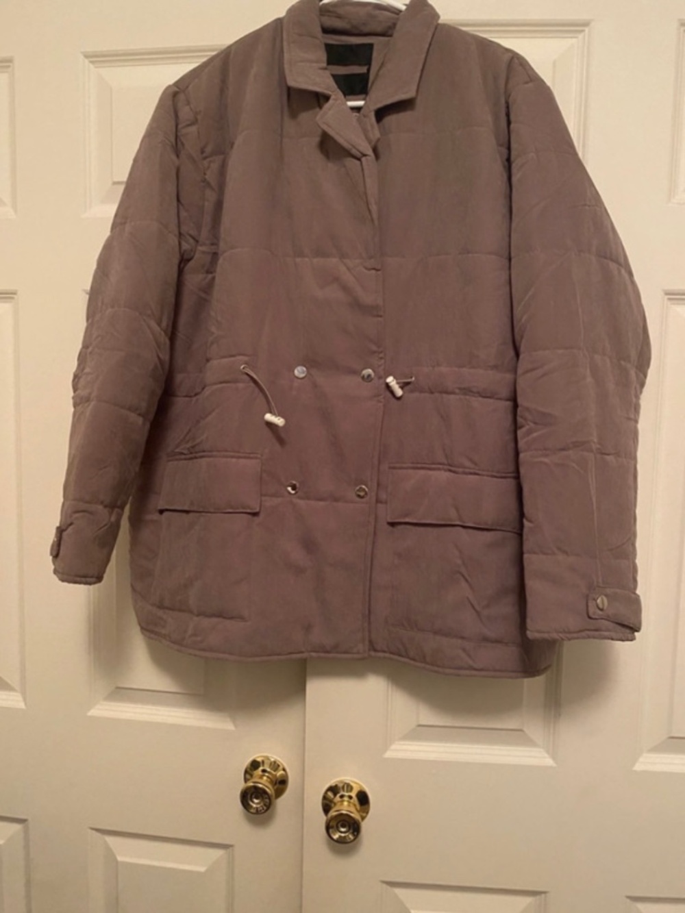 Women's Medium Smoky Taupe Puffer Jacket - Adjustable Waist, Snap Front